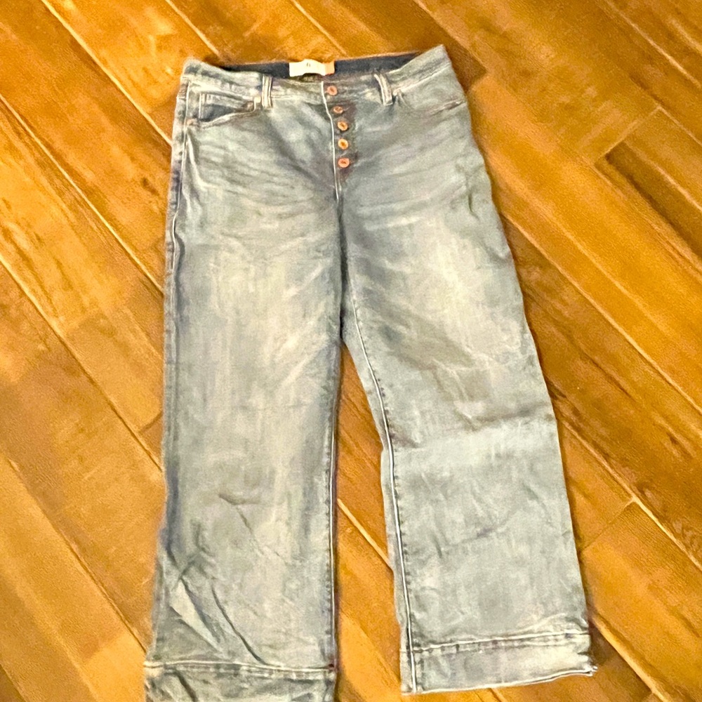 Cabi cropped flare jeans